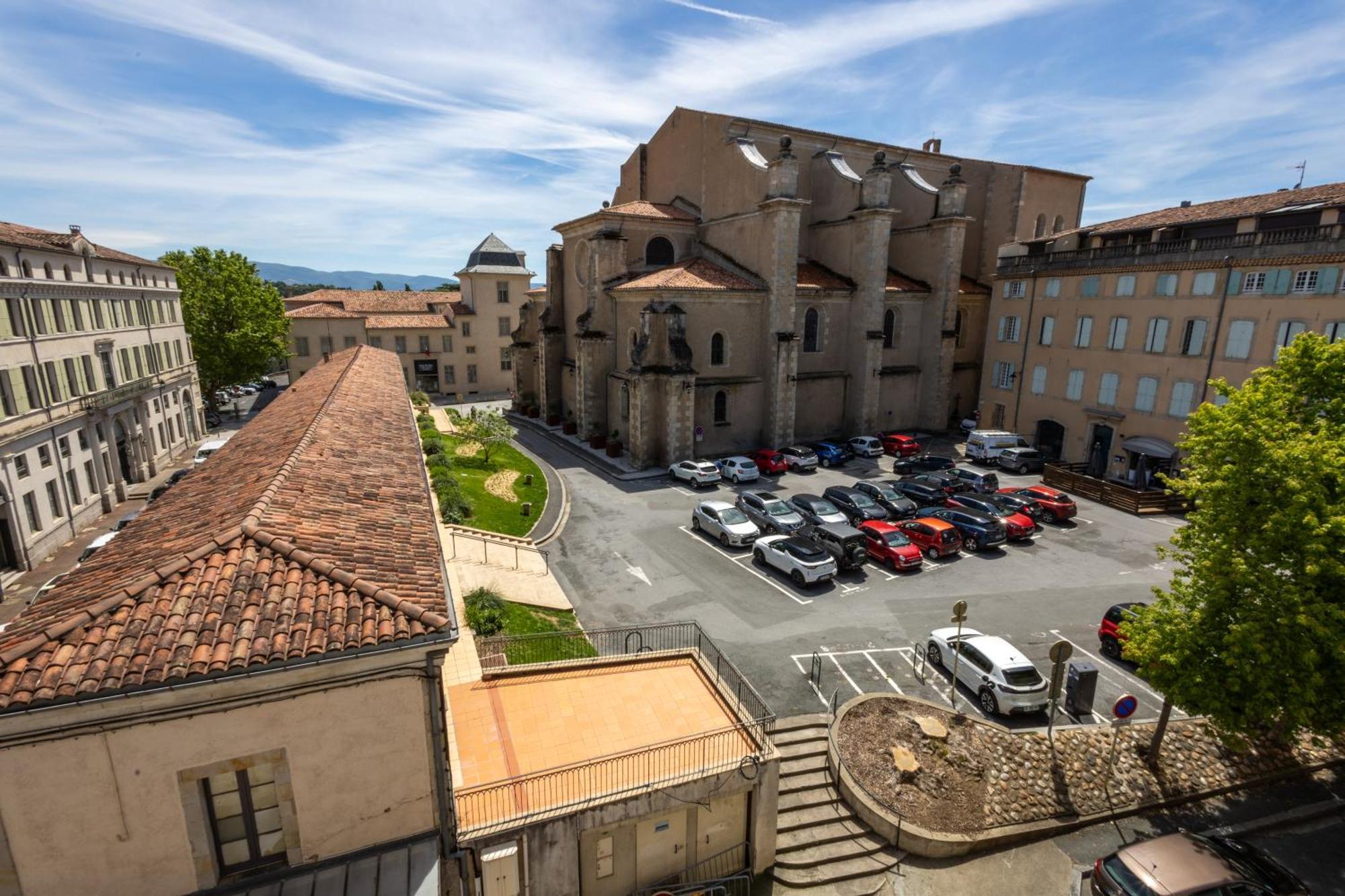 Le Canope - T3 Duplex, 2 Salles D'eau, Hypercentre Castres (Tarn)