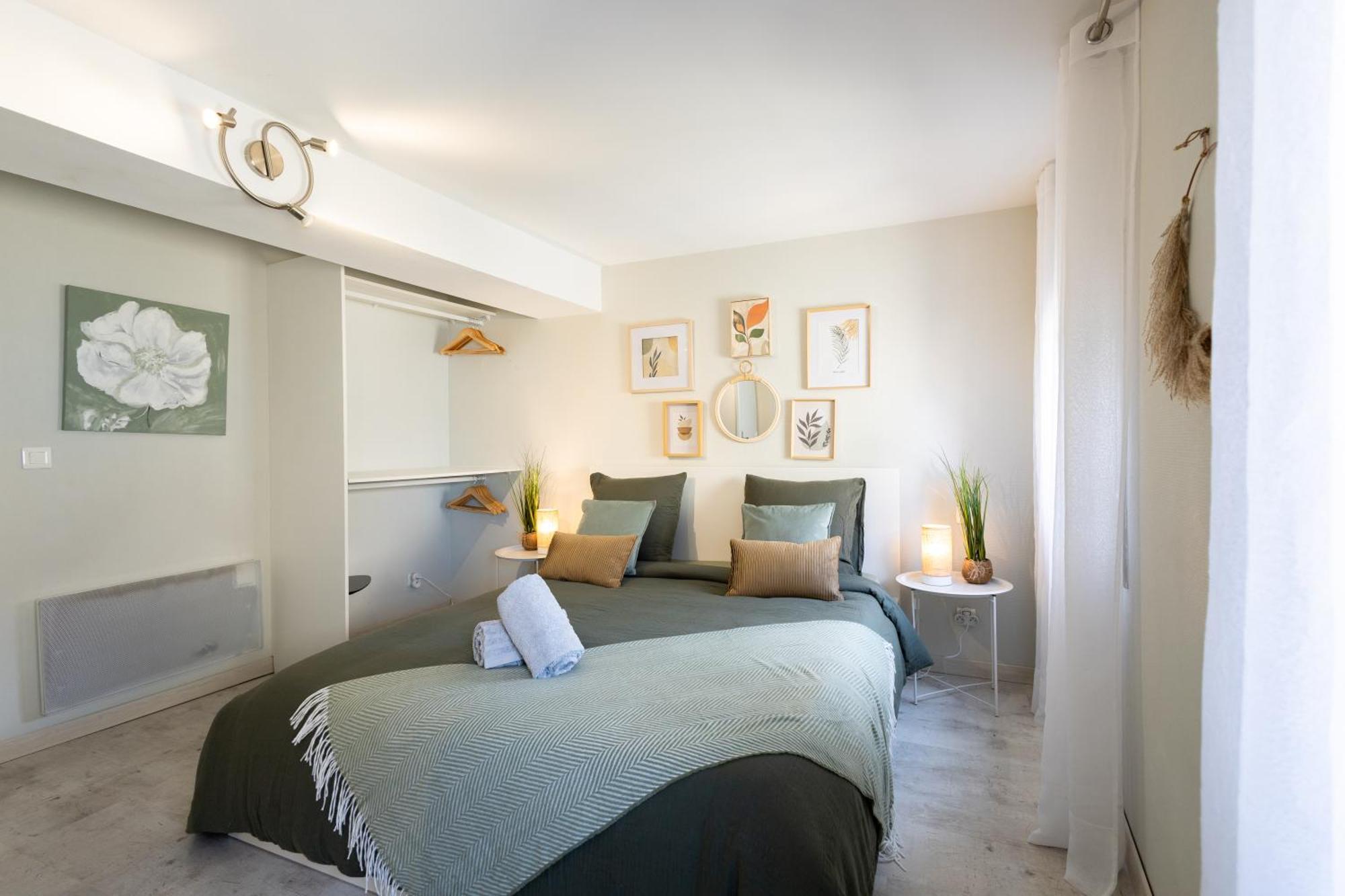 Apartamento Le Canope - T3 Duplex, 2 Salles D'eau, Hypercentre Castres (Tarn)